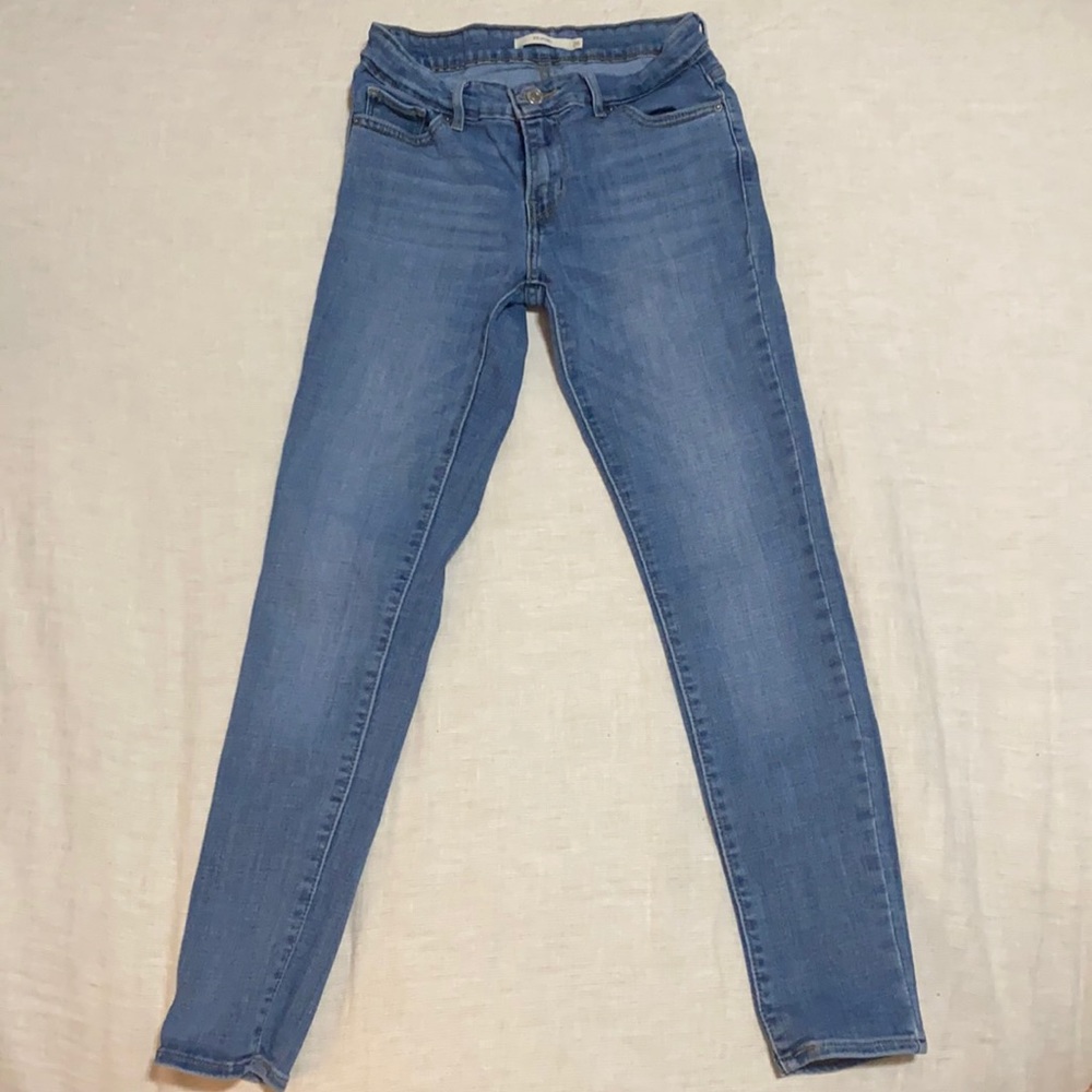 Levi’s 711 skinny denim jeans